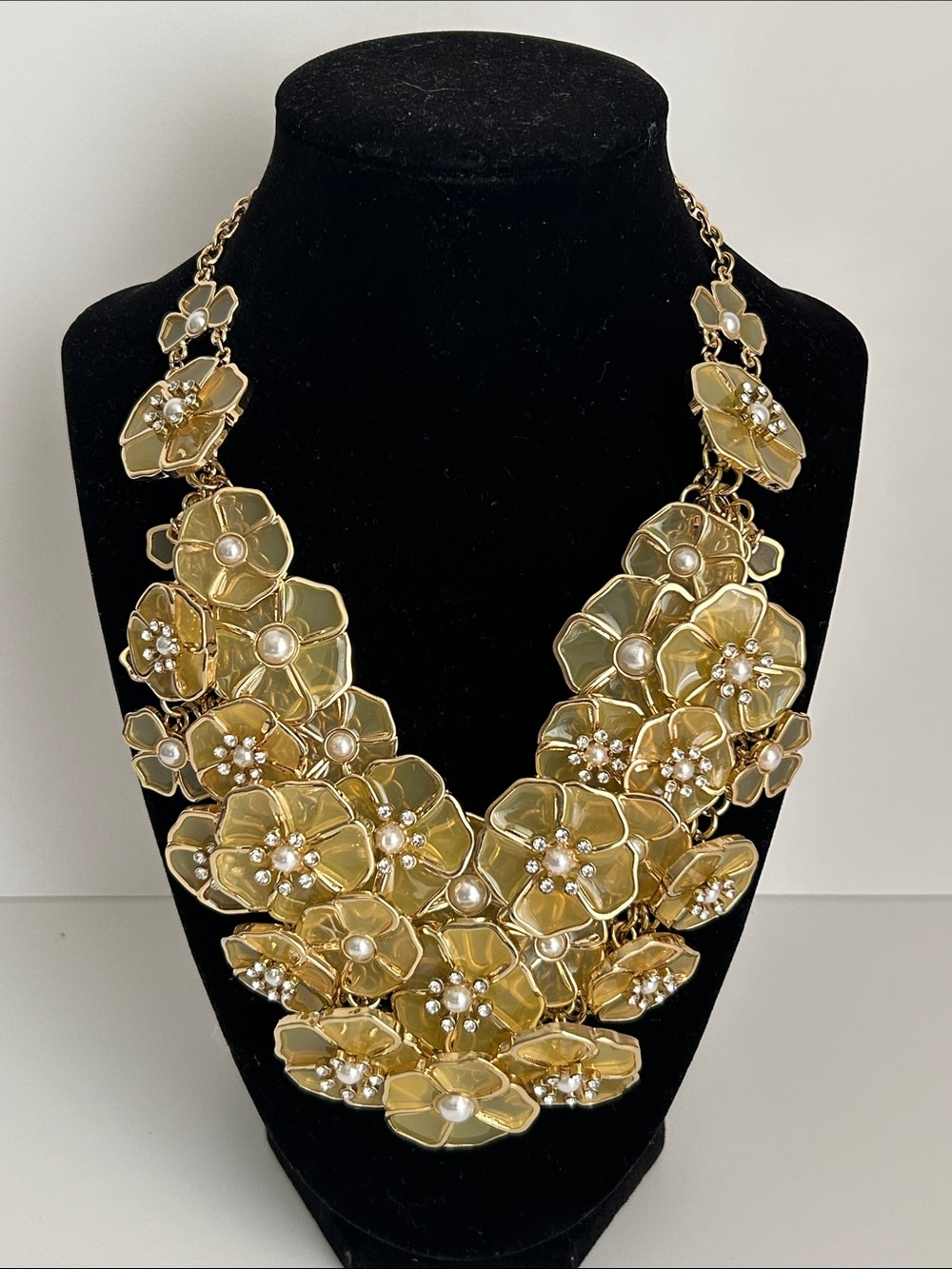 Natasha Floral  Necklace with Pearl Accents - Women Jewelry
